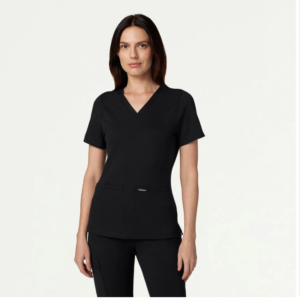 Jaanuu Cesi ULTRAsoft Scrub Top